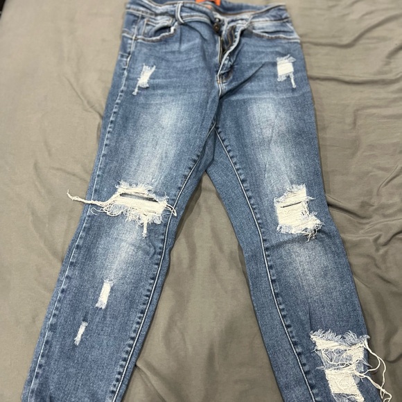 Distressed denim jeans - Picture 2 of 2